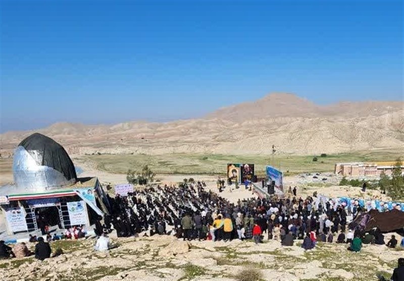 پیکر شهید شادمانی با موافقت خانواده در مسجدسلیمان میماند/ مراسم ویژه ایل بختیاری برای شهید همدانی+ تصویر