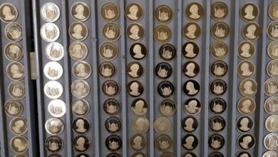 ضرب سکههای جدید از محل ذخایر طلای بانک مرکزی نیست