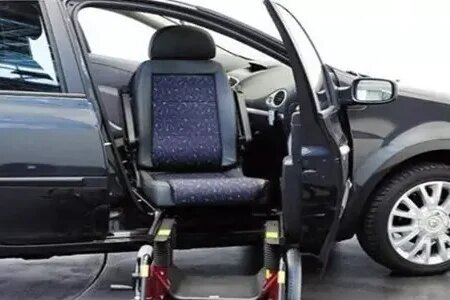 ضیغمی: هنوز ثبتنام جانبازان برای خودروهای وارداتی آغاز نشده است