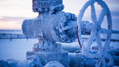 طوفان و یخبندان پالایشگاههای آمریکا را خاموش کرد