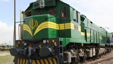 قطار محلی دورود ـ اندیمشک مجددا راهاندازی شد