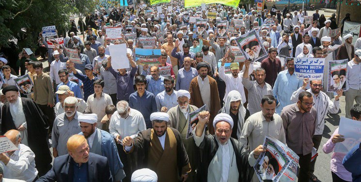 قمیها پاسخ قاطع به عاملان جنایت کرمان را خواستار شدند