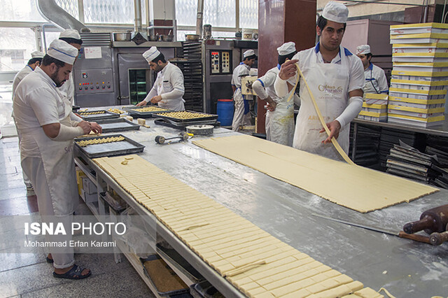 قیمت شیرینی برای شب عید تغییر میکند؟