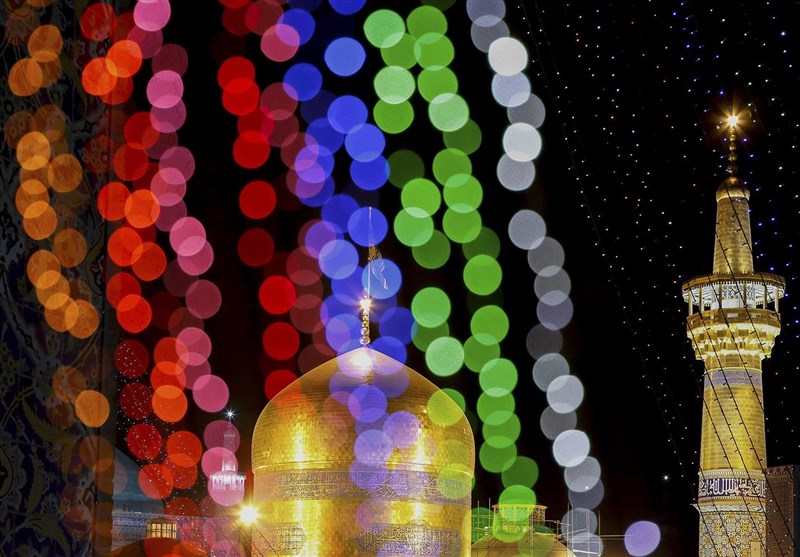 لیله الرغائب در کنار پنجره فولاد/ در صحن و سرای حرم امام رضا (ع) عاشقان را میبینی