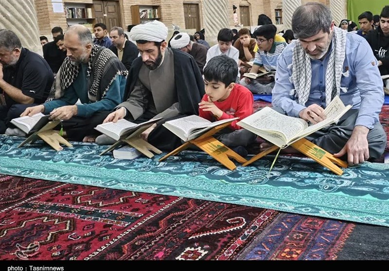 مراسم معنوی اعتکاف در سنندج + تصاویر