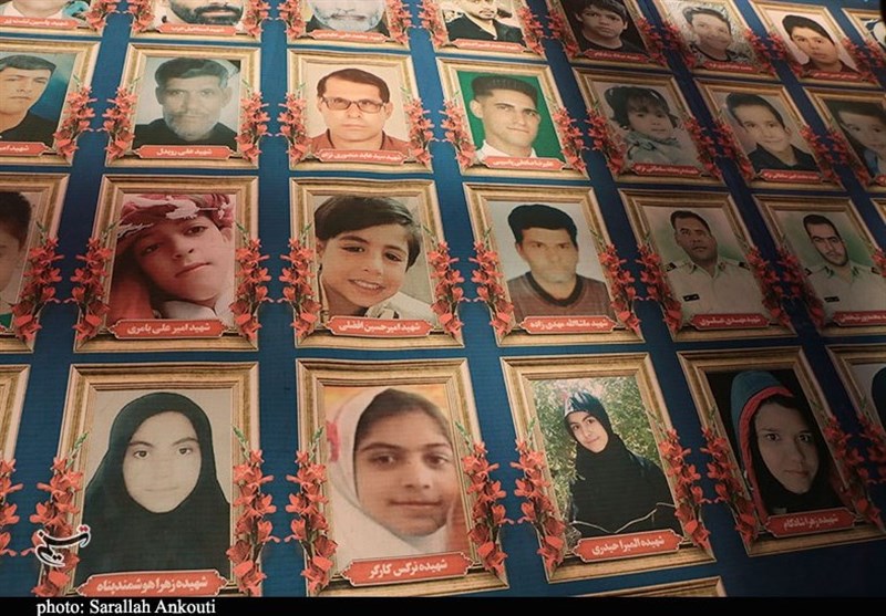 مراسم هفتمین روز شهادت شهدای انفجار تروریستی کرمان برگزار شد + تصاویر