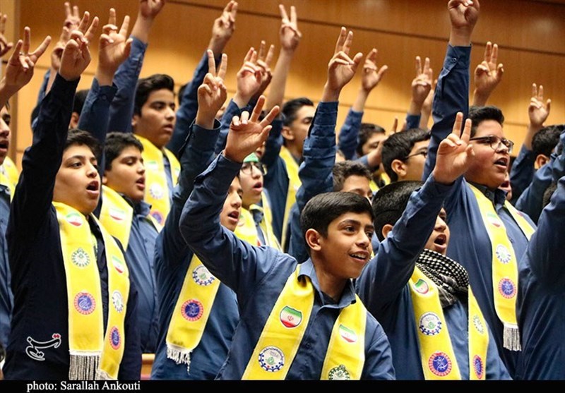 شهید سپهبد قاسم سلیمانی , حمله تروریستی کرمان , سردار قاسم سلیمانی , استان کرمان , دانش آموزان , شهید , وزیر آموزش و پرورش ,