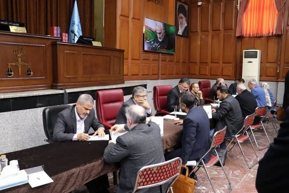 موافقت رئیسکل دادگستری استان تهران با درخواست یک زندانی زن به مناسبت روز مادر/ اعطای مرخصی به سه هزار و ۵۰۰ نفر از زندانیان در سه روز اخیر