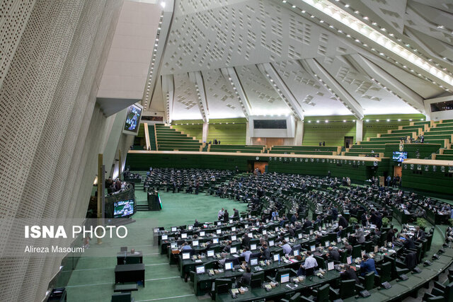 نرخ پلکانی مالیات بر درآمد مازاد ماهانه ۱۲ میلیون تومان تعیین شد