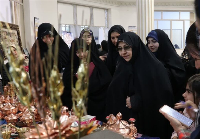 نمایشگاه دستاوردهای زنان با حضور معاون رئیس جمهور افتتاح شد