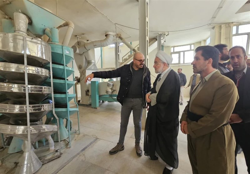 نماینده ولیفقیه در استان کردستان: طلاب مسائل دینی و عقیدتی را تبیین کنند + تصویر