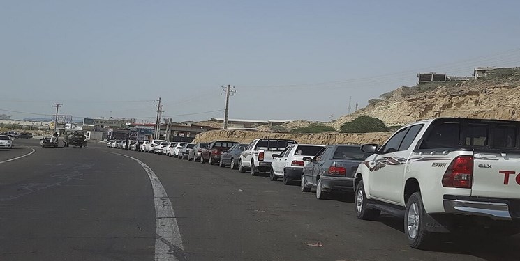 هرمزگانیها چشم انتظار رفع معضل بنزین در سفر رییس جمهور