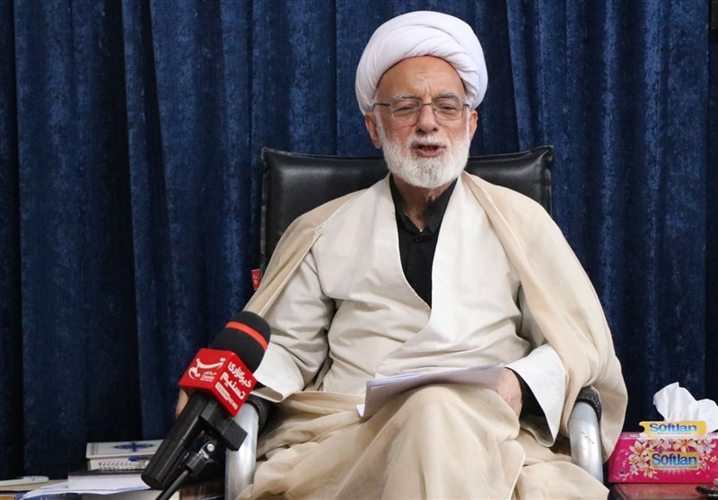 هفته فرهنگی خمین زمینهساز آشنایی نسل جوان با امام خمینی(ره) و آثار و اندیشههای امام(ره) است