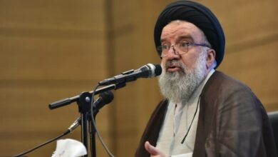 واکنش عضو فقهای شورای نگهبان به اظهارات "حسن روحانی"؛ همین حرفها را بایدن میگوید