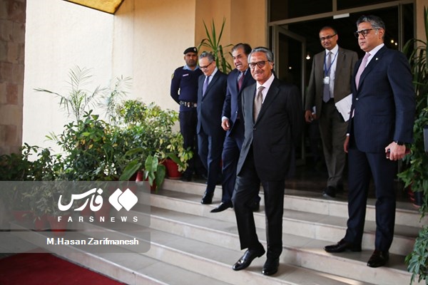 وزیر خارجه پاکستان: محکم پشت ایران ایستادهایم