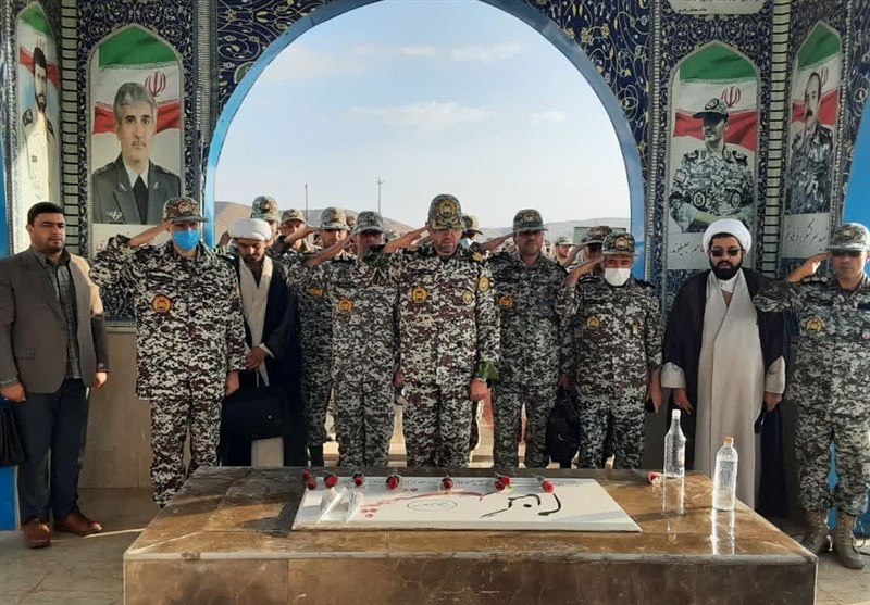 ولایتمداری و ولایتپذیری از شاخصههای بارز سردار سلیمانی بود