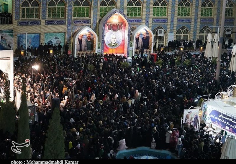 کرمان به وقت عاشقی در 1:20 سیزدهم دیماه/ طنین فریاد مرگ بر آمریکا در لحظه شهادت حاج قاسم