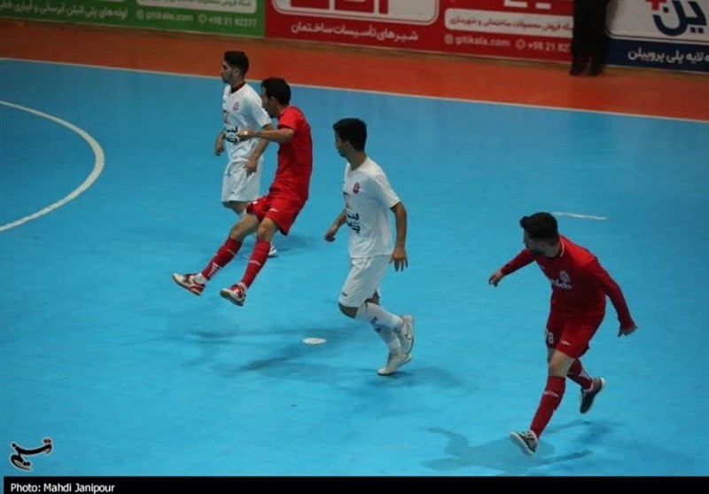 کشاورز: رکورد برای گیتیپسند اهمیتی ندارد/ به بازی با سفیر گفتمان میاندیشیم + تصاویر