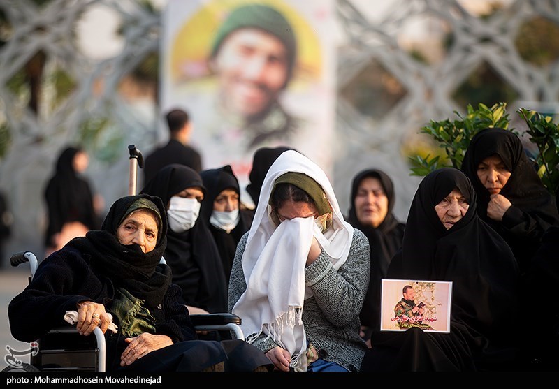 1034 شهید از 8 ملیت جهان در دفاع مقدس و دفاع از حرم از قم به شهادت رسیدند