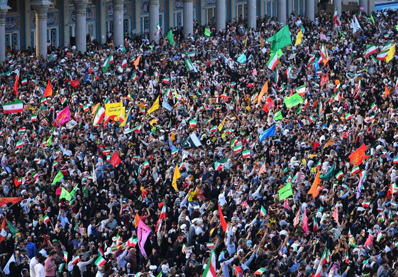 3 میلیون و 900 هزار زائر نیمه شعبان در مسجد مقدس جمکران حضور یافتند