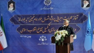 آغاز عملیات اتصال بلوار امام (ره) به بلوار نماز مشهد/ رکورد ریلگذاری قطار شهری شکسته شد