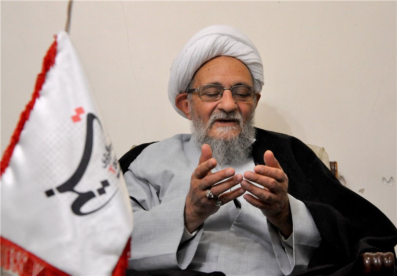 آیتالله عالمی: به کسی رأی دهیم که به مسیر امام(ره) و مقام معظم رهبری اعتقاد داشته باشد