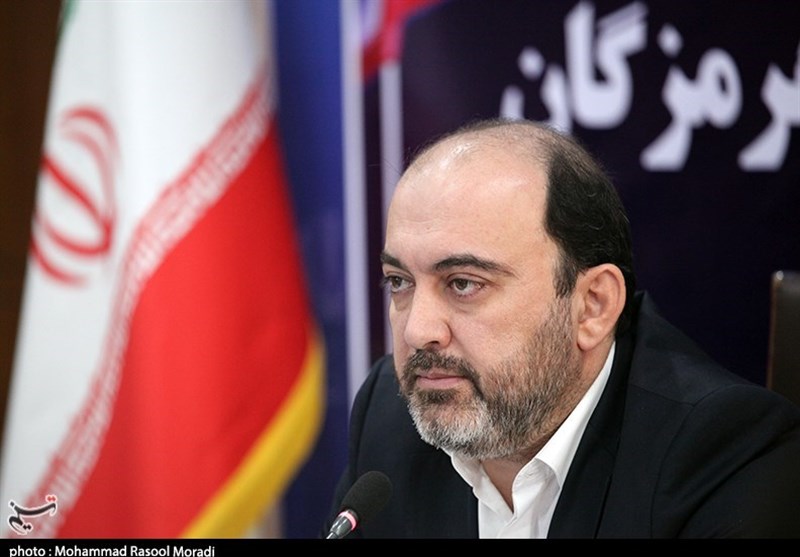 استاندار هرمزگان: به دنبال رویکرد تبدیل صنف به صنعت در استان هستیم