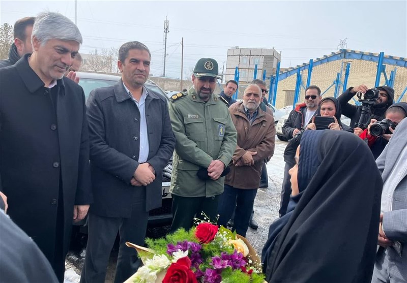 افتتاح بزرگترین زمین چمن مصنوعی روستایی با حضور وزیر ورزش + تصاویر