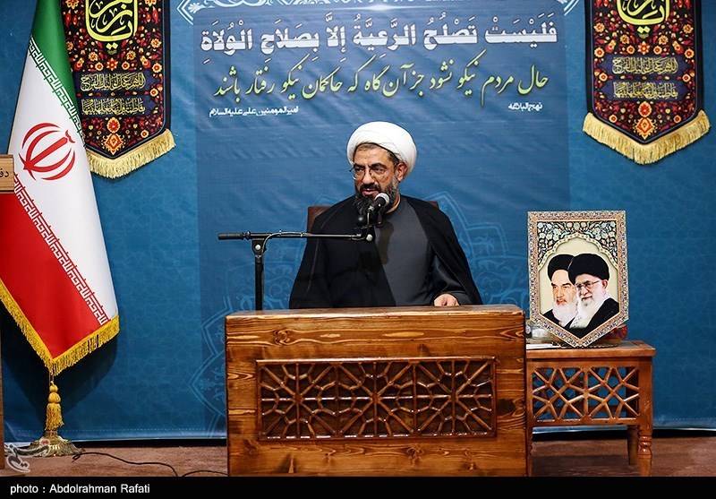 امام جمعه همدان: همه ما موظفیم قرآن را از مهجوریت خارج کنیم