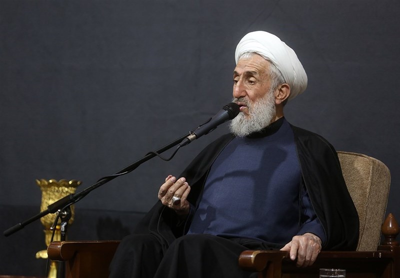 امام(ره) دین خدا را احیا و مقابله با طاغوت را تبدیل به فرهنگ کردن