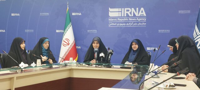 امنا نگاه زینتالمجالسی به حضور زنان ندارد