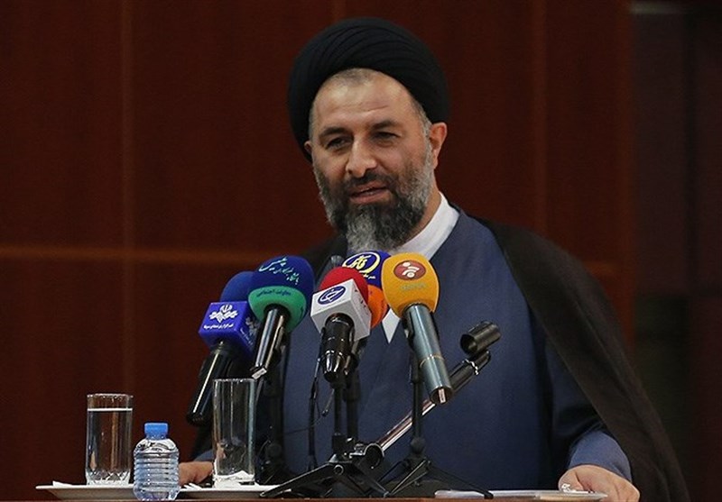 انقلاب اسلامی، ایران را به کشور باثبات و امن در جهان تبدیل کرد