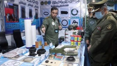 بازدید فرمانده ارتش از موشکها و پهپادهای انتحاری در نمایشگاه دستاوردهای هوانیروز+مشخصات