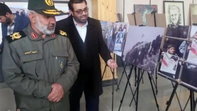 بازدید فرمانده سپاه کردستان از نمایشگاه ایثار/آرمانهای مقدس شهدا را حفظ کنیم + تصاویر