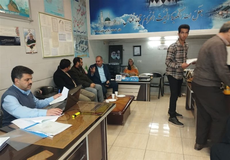 بازدید مدیر حج و زیارت خراسان جنوبی از روند ثبت نام در کاروانهای حج تمتع 1403