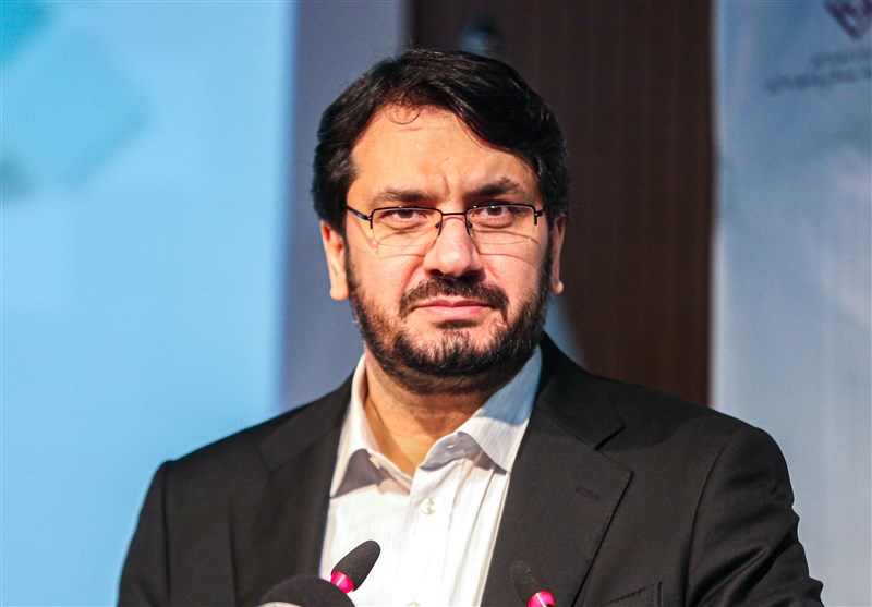 بذرپاش: پول ساخت واگنهای مسافری را با تهاتر نفت پرداخت میکنیم