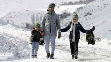 برف سنگین، 1000 نفر را در «پیست اسکی شیرباد» زمینگیر کرد