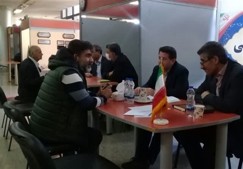 برگزاری میزخدمت تخصصی مالیات در شهرک صنعتی عباسآباد پاکدشت