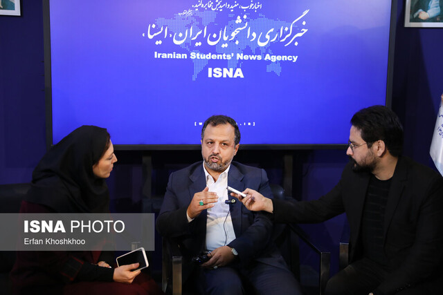 بنزین گران نمیشود/ تورم سال آینده قطعا کمتر از امسال است