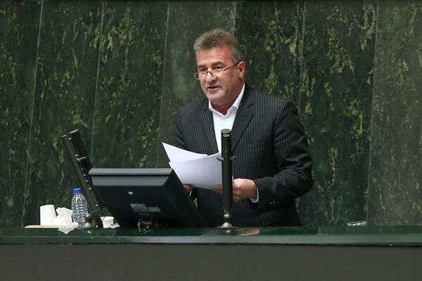 به وضعیت کشاورزان و برنجکاران در استانهای شمالی توجه شود