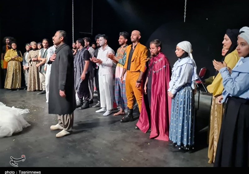 جشنواره بینالمللی تئاتر کردی سقز به روایت تصویر