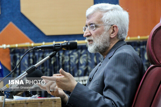 جلیلی: ملت ایران علاوه بر رای دادن، با همه وجود از رای خود پاسداری میکنند