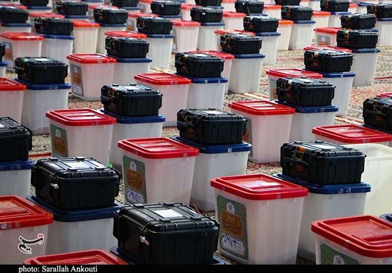 دعوت بازاریان، کارآفرینان، ایثارگران و دانشگاهیان یزد از مردم برای حضور در انتخابات + فیلم