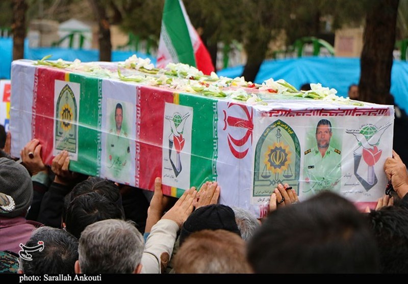 استان کرمان , حمله تروریستی کرمان , شهید , راهپیمایی , راهپیمایی 22 بهمن ,