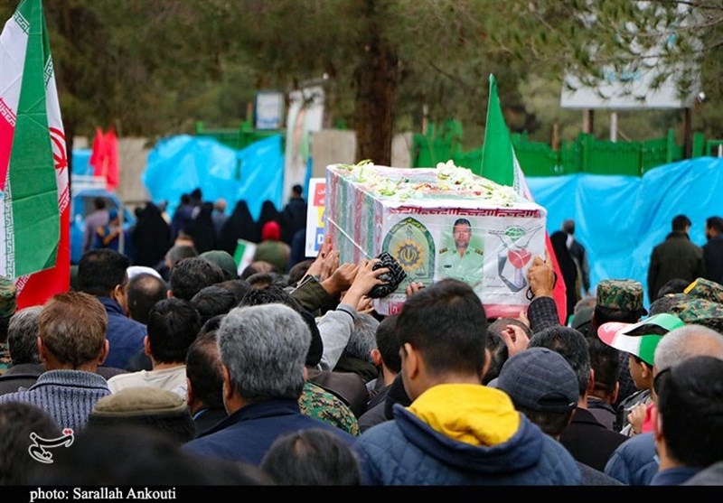 استان کرمان , حمله تروریستی کرمان , شهید , راهپیمایی , راهپیمایی 22 بهمن ,