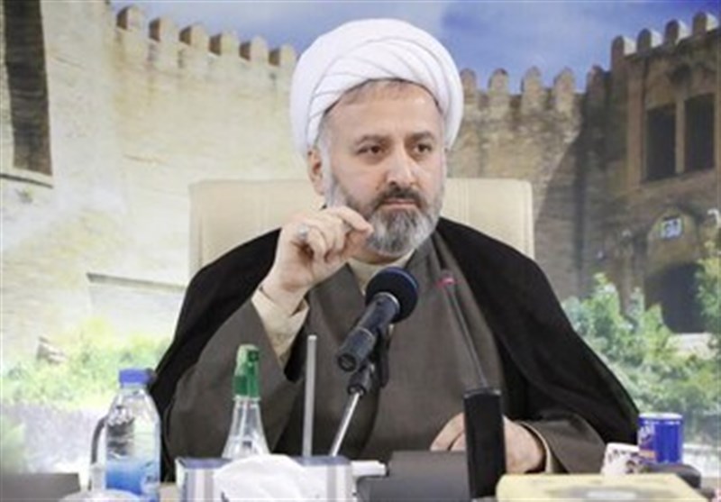 رصد تخلفات انتخاباتی در لرستان/ برپایی کارناوال تبلیغاتی نامزدهای مجلس ممنوع!