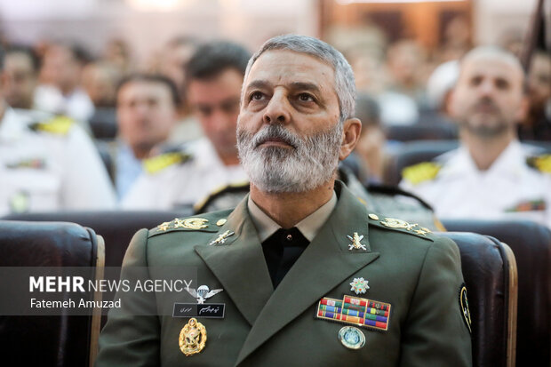 شجره طیبه سپاه هر روز قویتر و منسجمتر شده است