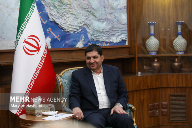 شهدای هستهای چراغ راه علمی کشور هستند