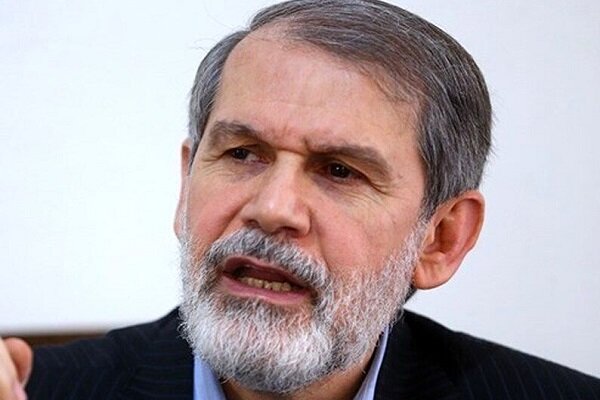 شورای ائتلاف و جبهه پایداری تضعیف دولت را تضعیف نظام میدانند