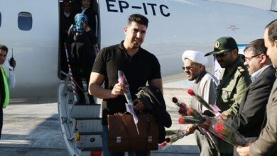 شکست دوباره «پروژه فریب» بیبیسی؛ اینبار مسافران هواپیما گل زدند